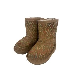 UGG Kids Classic Short Sparkle Boots Multicolor Logo Shearling Lined Tan Size 6